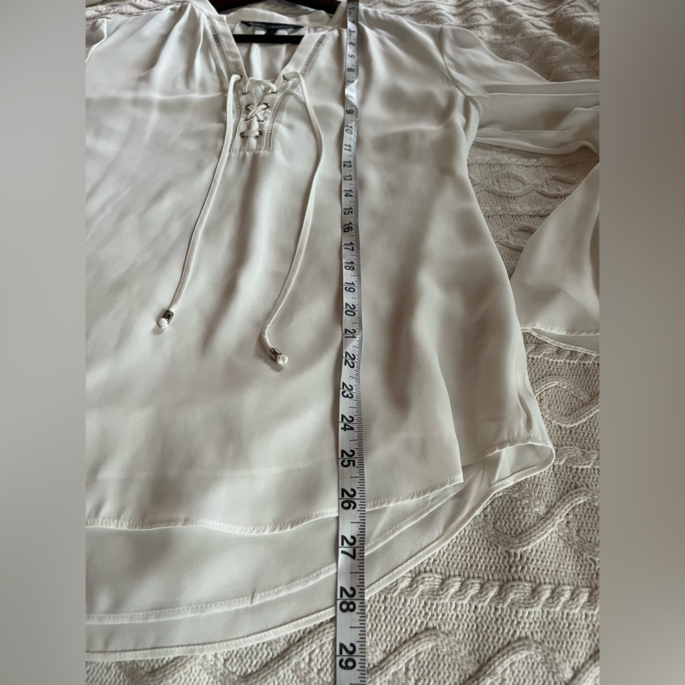 White House Black Market Bell Sleeve Flowy Rich White Blouse Women’s Size 8 - Picture 14 of 16